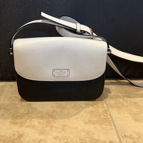 Kate Spade - Cross Body Bag - Picture 3 of 6